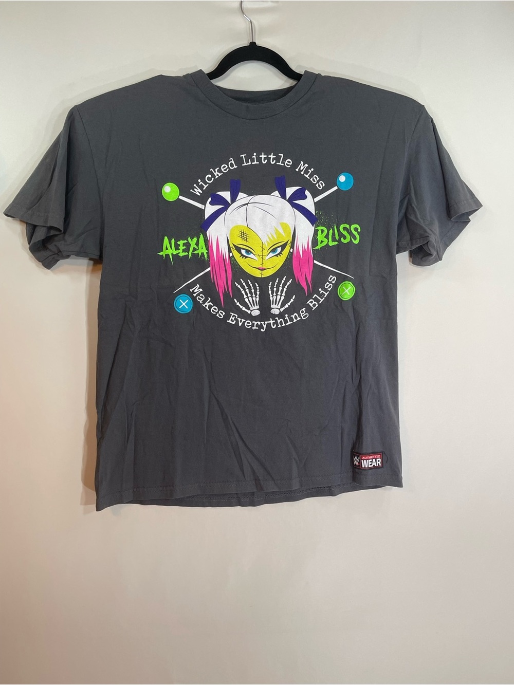 Alexa Bliss Wicked Little Miss WWE Loot Crate T-Shirt X-Large Wrestling